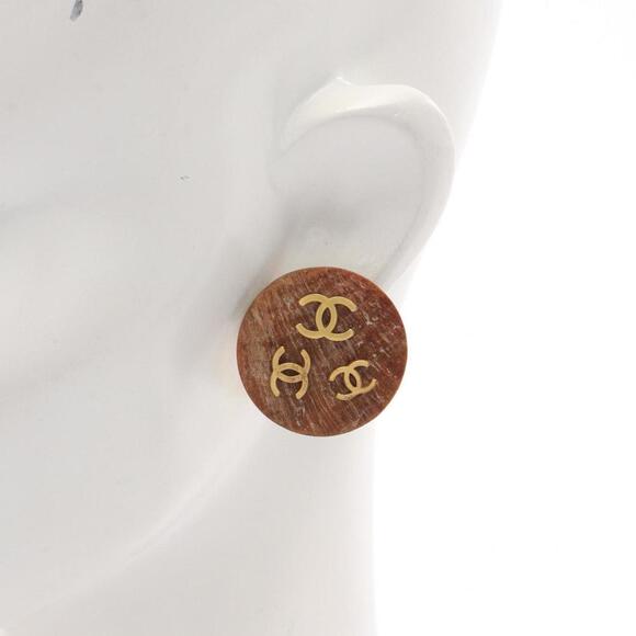 CHANEL Brown Logo Earrings - Picture 4 of 8